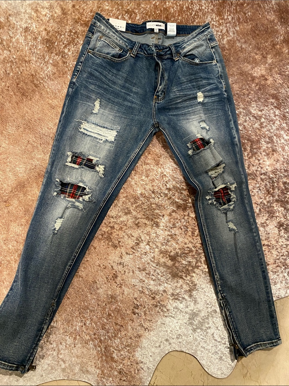 Fashion Nova Men’s Stylish jean pants